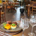 Hotel Moulin De *