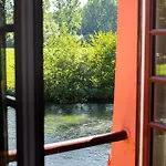 Moulin De *