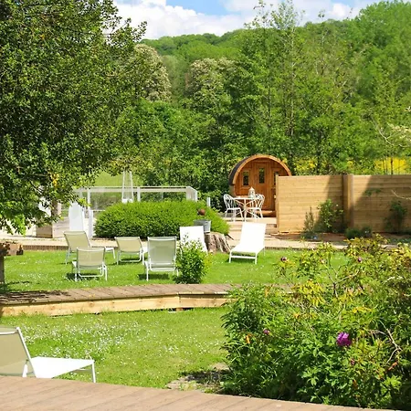 Hotel Moulin De *